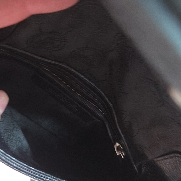 Michael Kors Black Pebble Leather Crossbody Bag - Picture 5 of 7